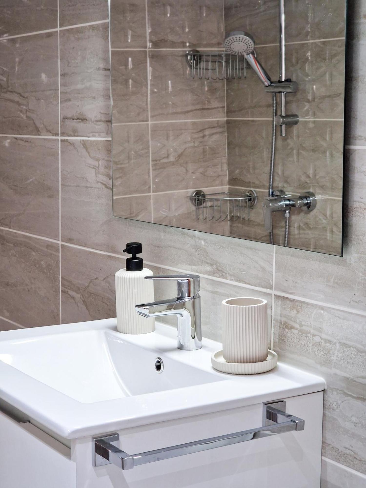 Orange - Parque Santiago II Apartment Арона Екстериор снимка